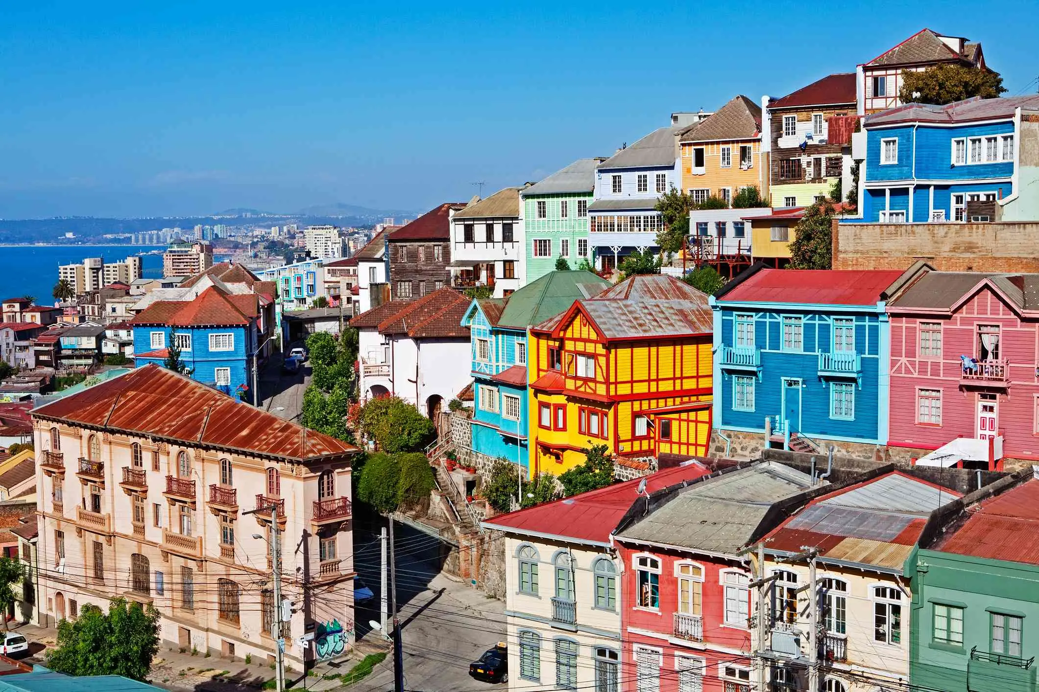 Valparaíso - Ciudad portuaria colorida y bohemia