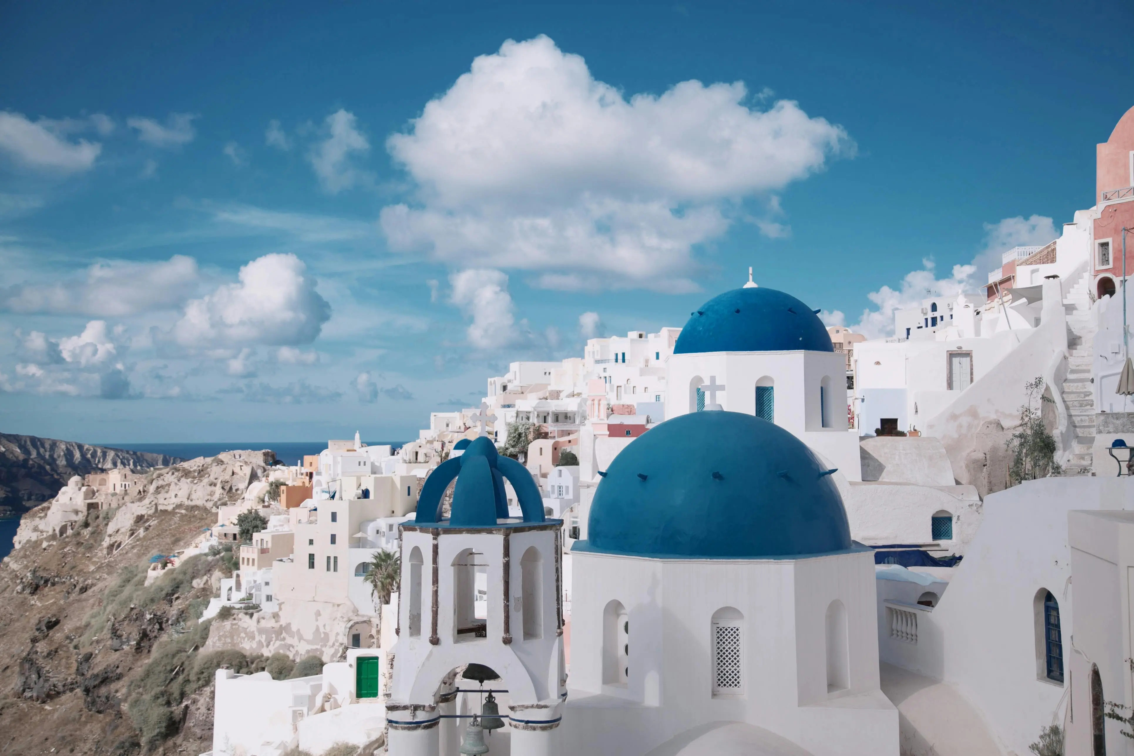 Santorini - Casitas blancas y vistas al mar